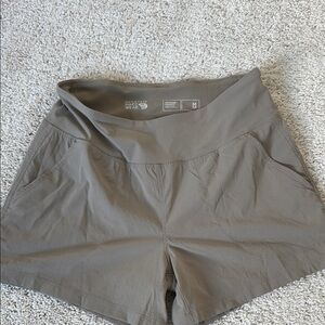 Mountain Hardwear Women's Taupe Shorts